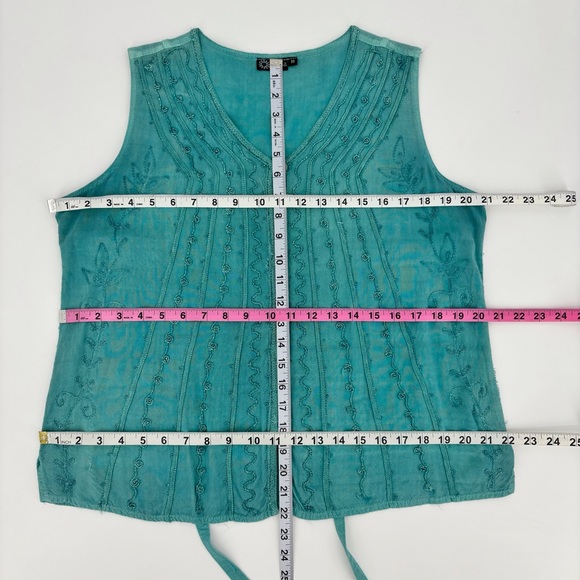 Papa Teal Embroidered Stripe V-Neck Button Front Tie Back Sleeveless Top, Medium - Picture 15 of 16